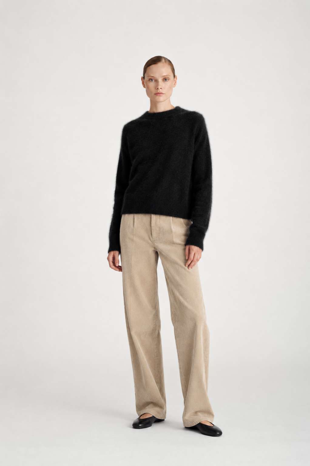 Davida Basic Crewneck Sweater Sweaters Black