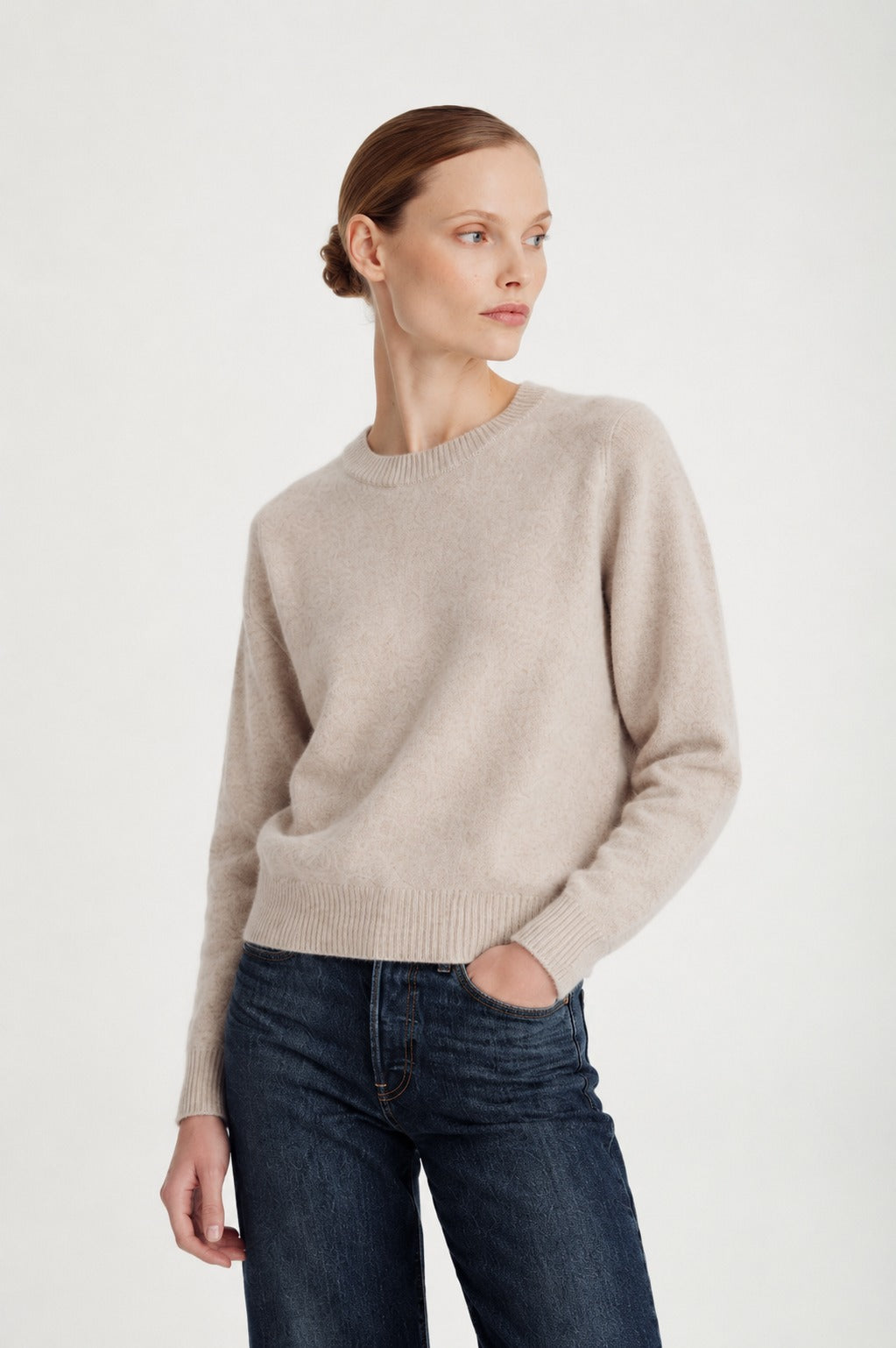 Davida Basic Crewneck Sweater Sweaters Sand