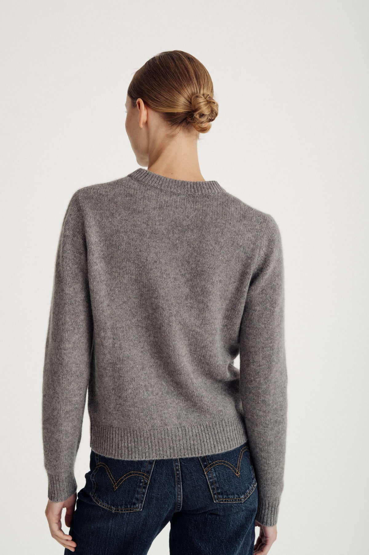 Davida Basic Crewneck Sweater Sweaters Taupe