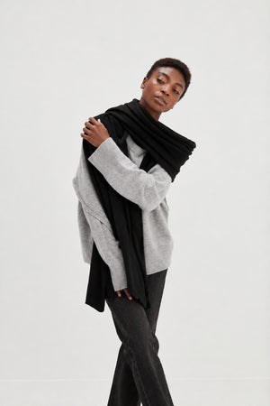 Big Classic Scarf - Black