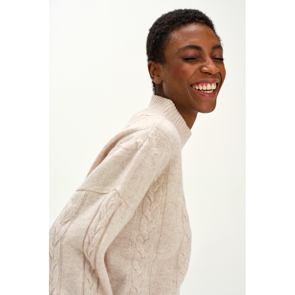 Davida Boxy Cable Sweater Sweaters Light Beige