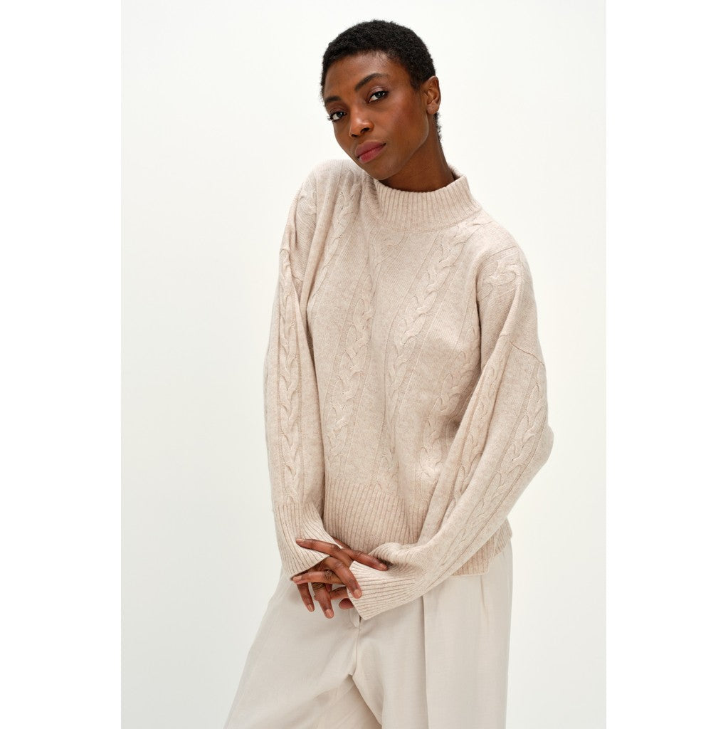 Davida Boxy Cable Sweater Sweaters Light Beige