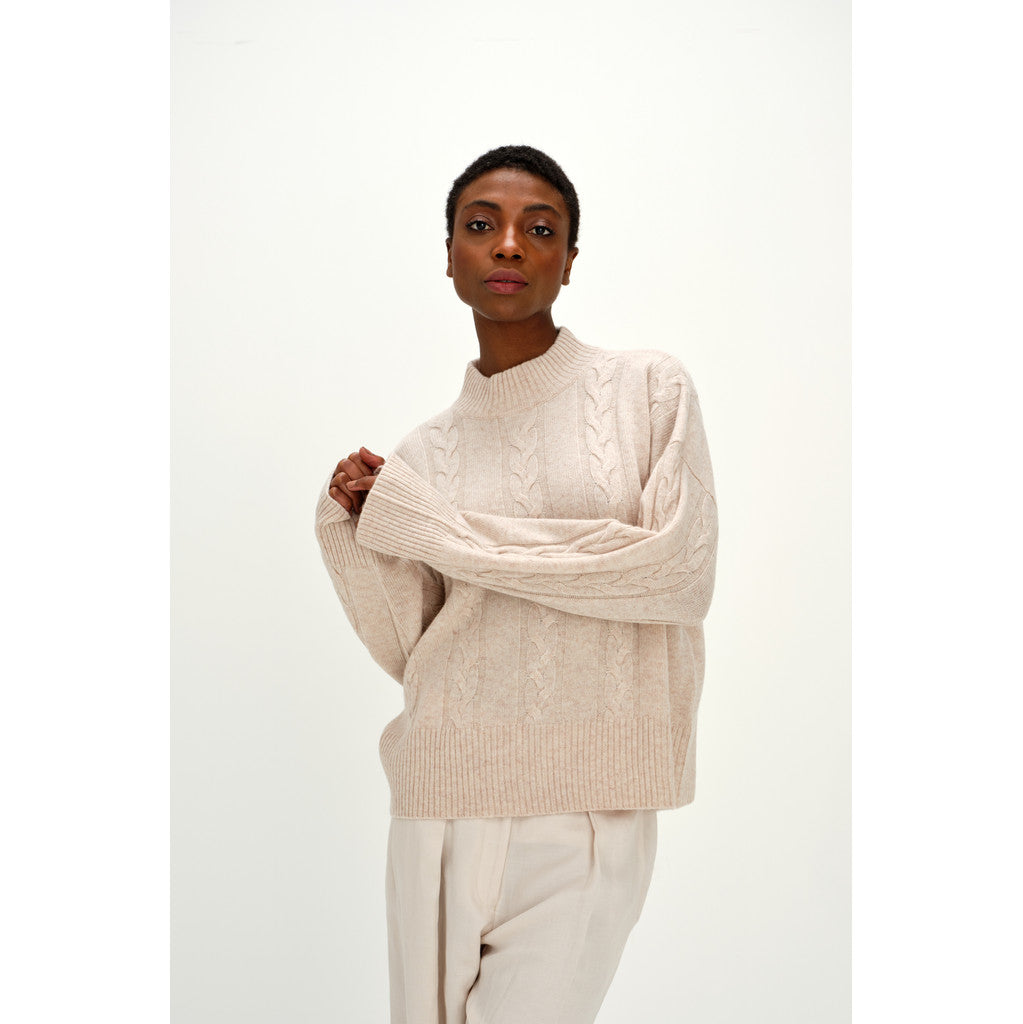 Davida Boxy Cable Sweater Sweaters Light Beige