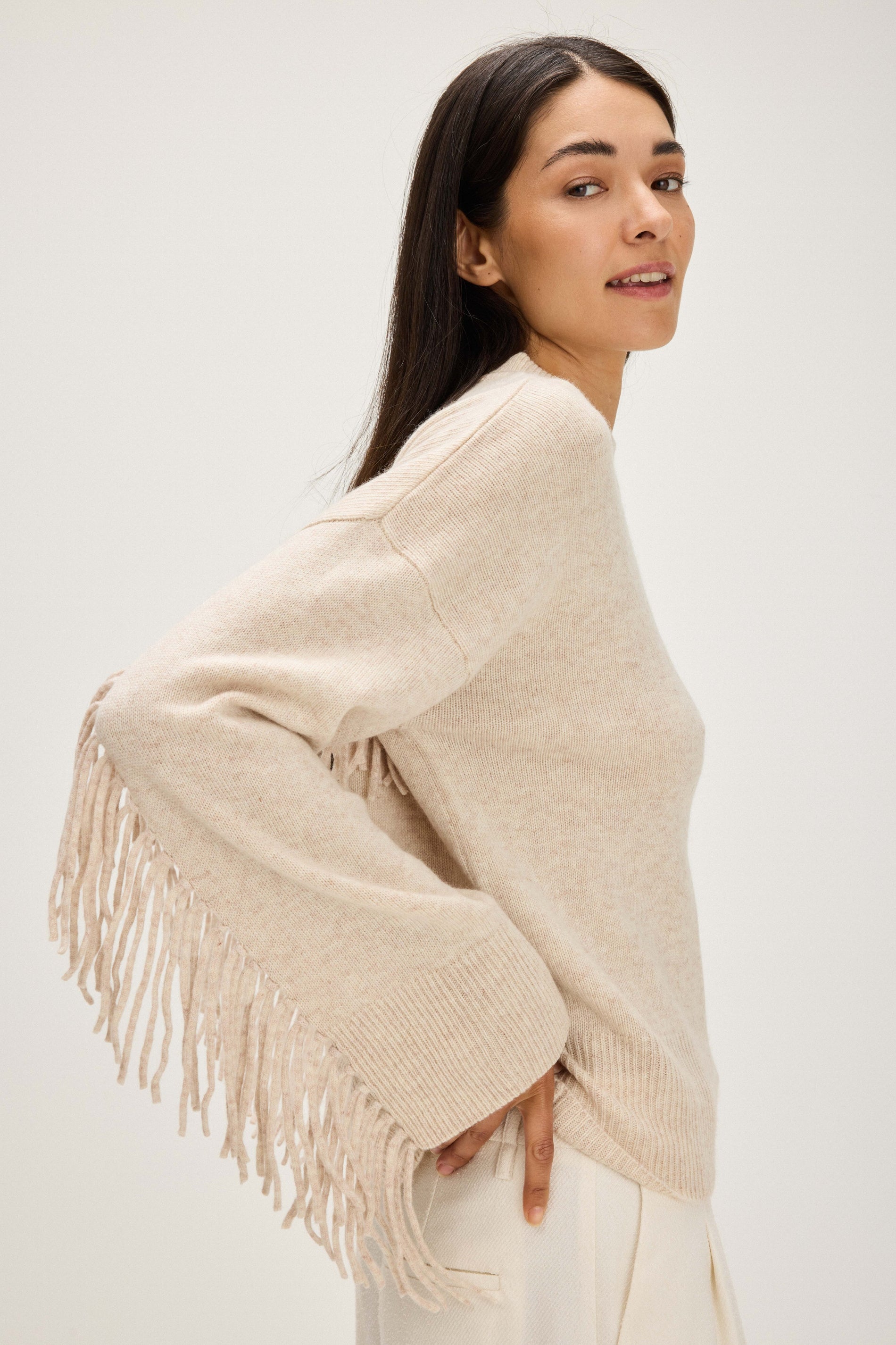 Davida Boxy Fringes Biker Style Sweaters Light Beige