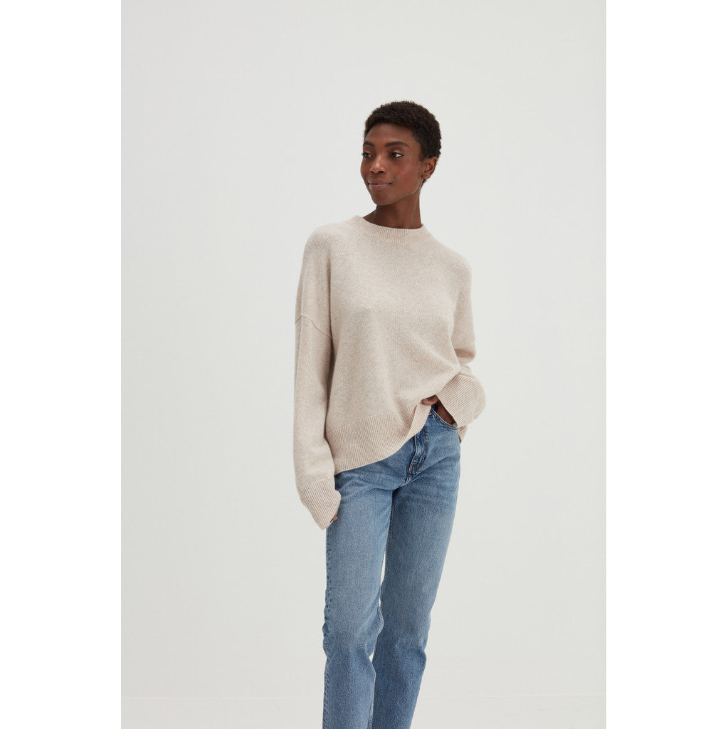 Davida Boxy O-neck Sweater Sweaters Light Beige