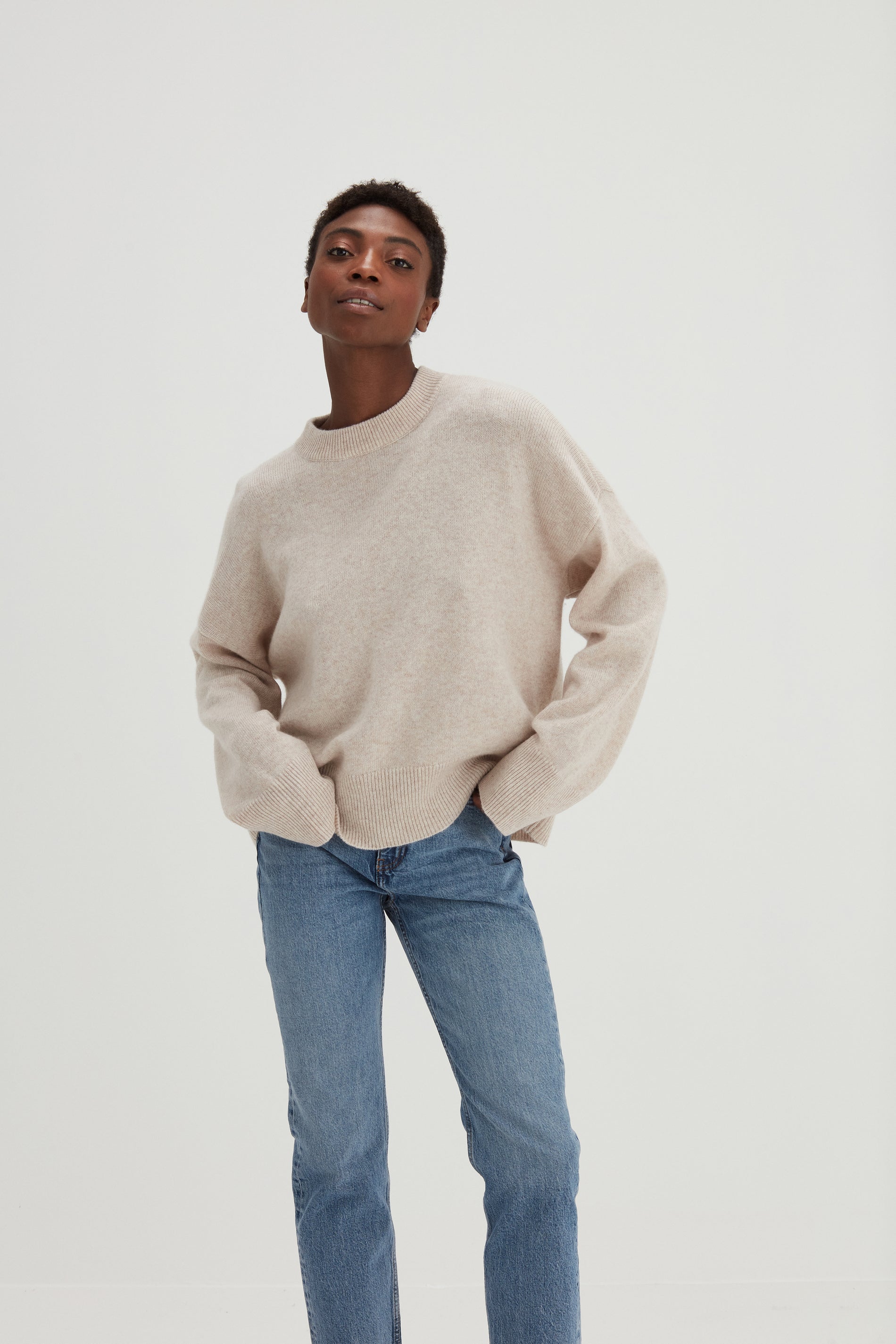 Davida Boxy O-neck Sweater Sweaters Sand