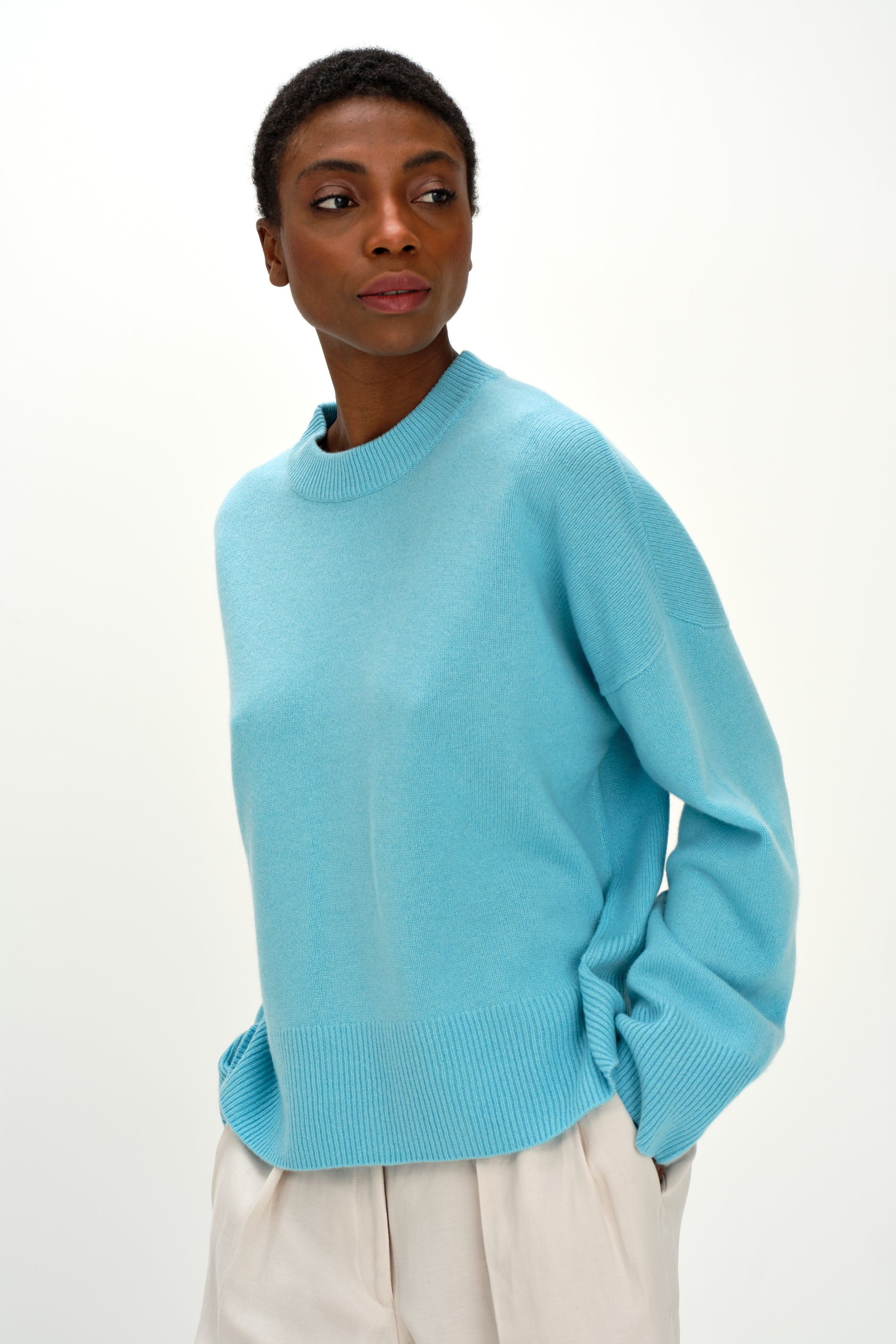 Davida Boxy O-neck Sweater Sweaters Turquoise