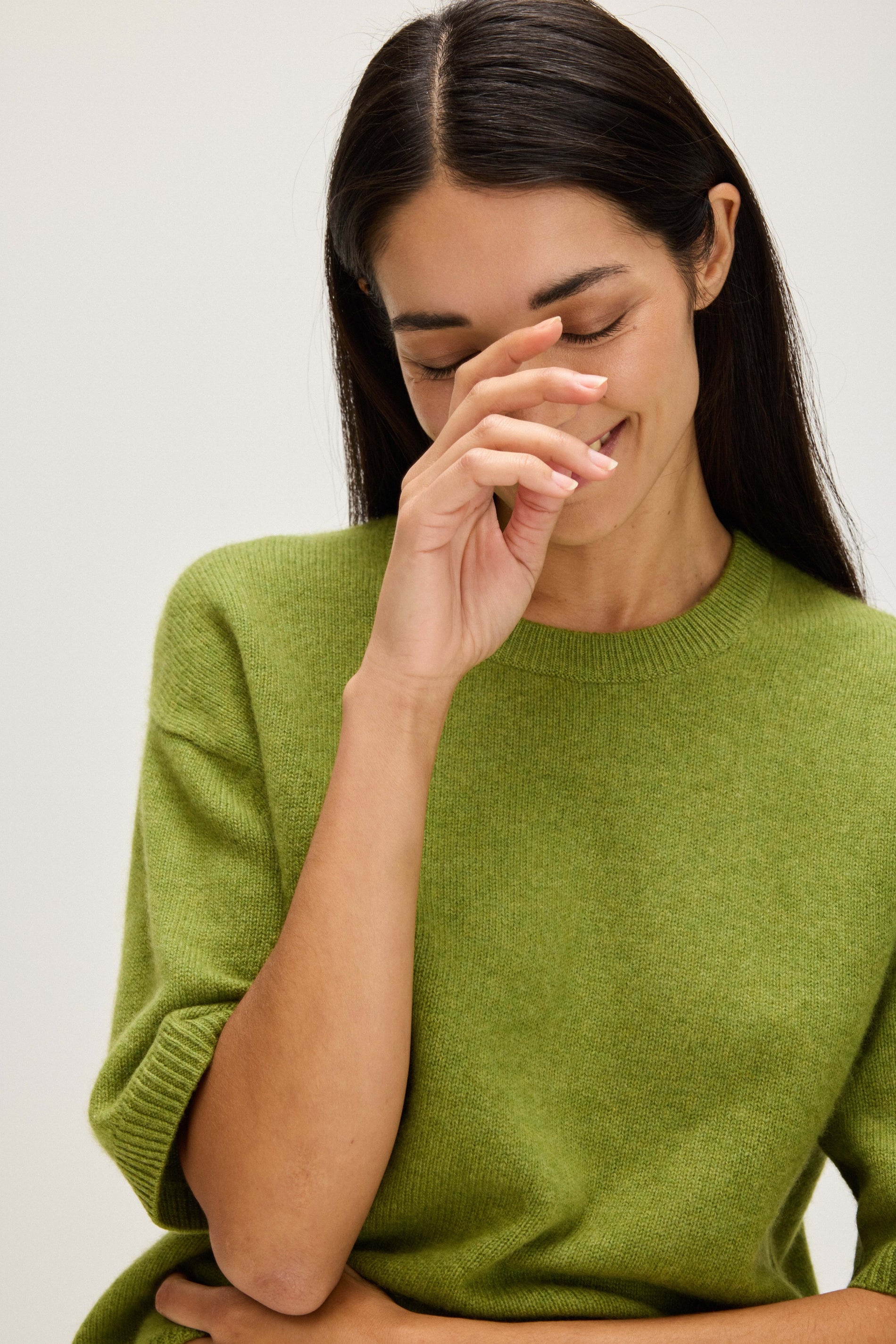 Davida Boxy T-Shirt Sweaters Moss Green