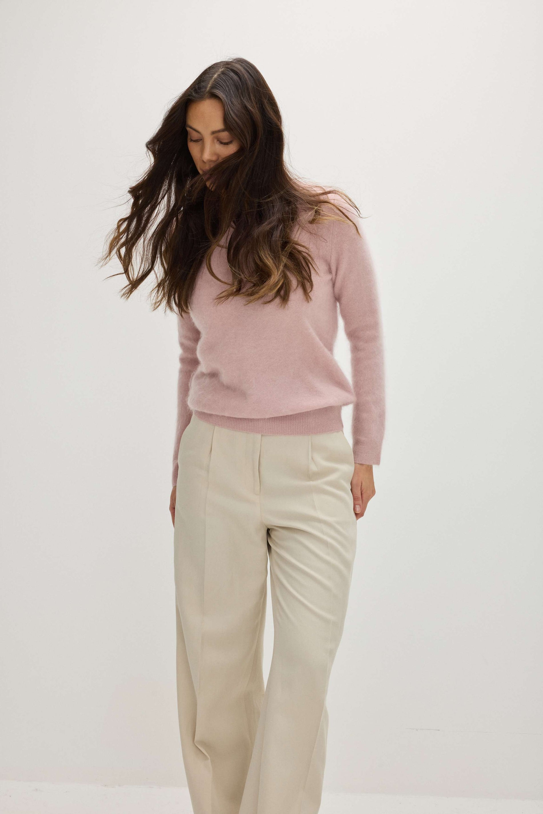 Davida Brushed Basic O-Neck Sweaters Pink