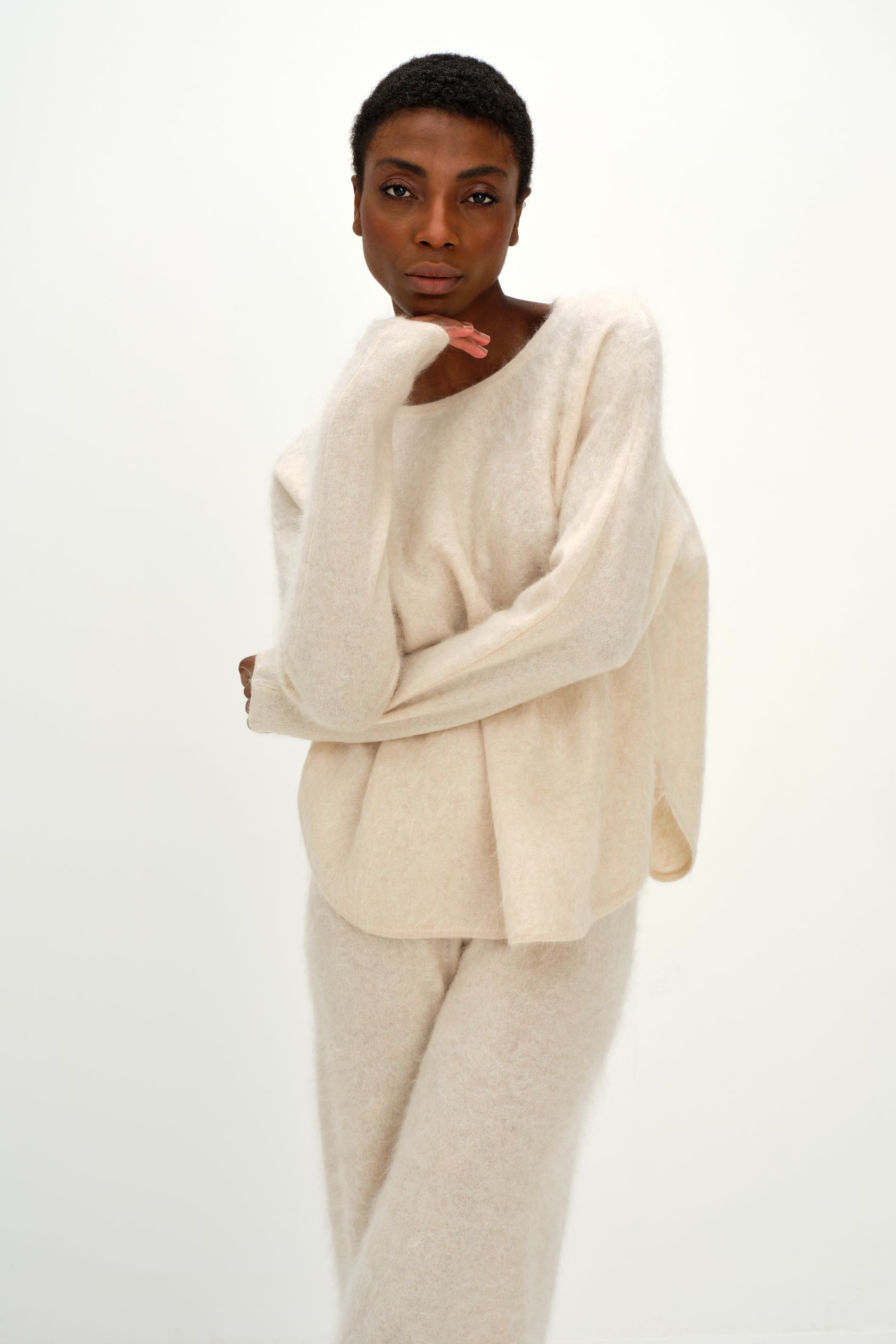 Davida Brushed Curved Sweater Sweaters Light Beige
