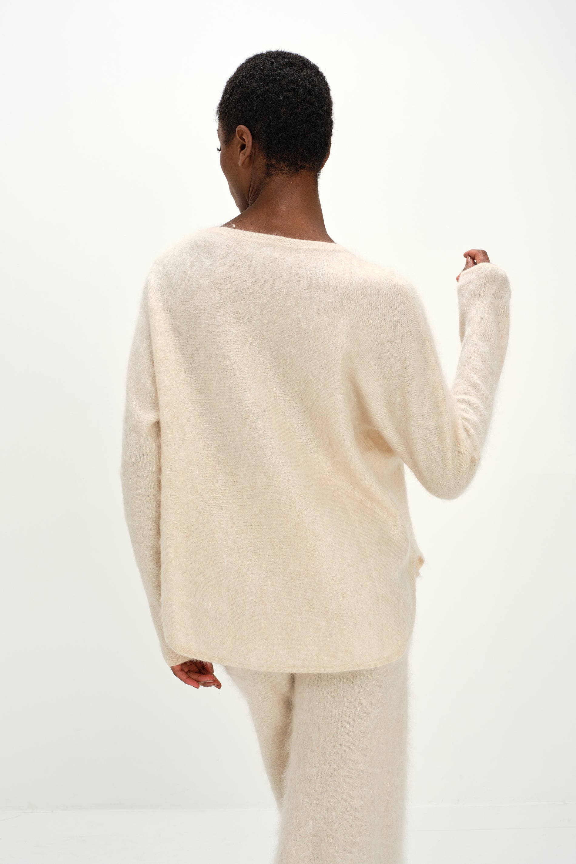 Davida Brushed Curved Sweater Sweaters Light Beige