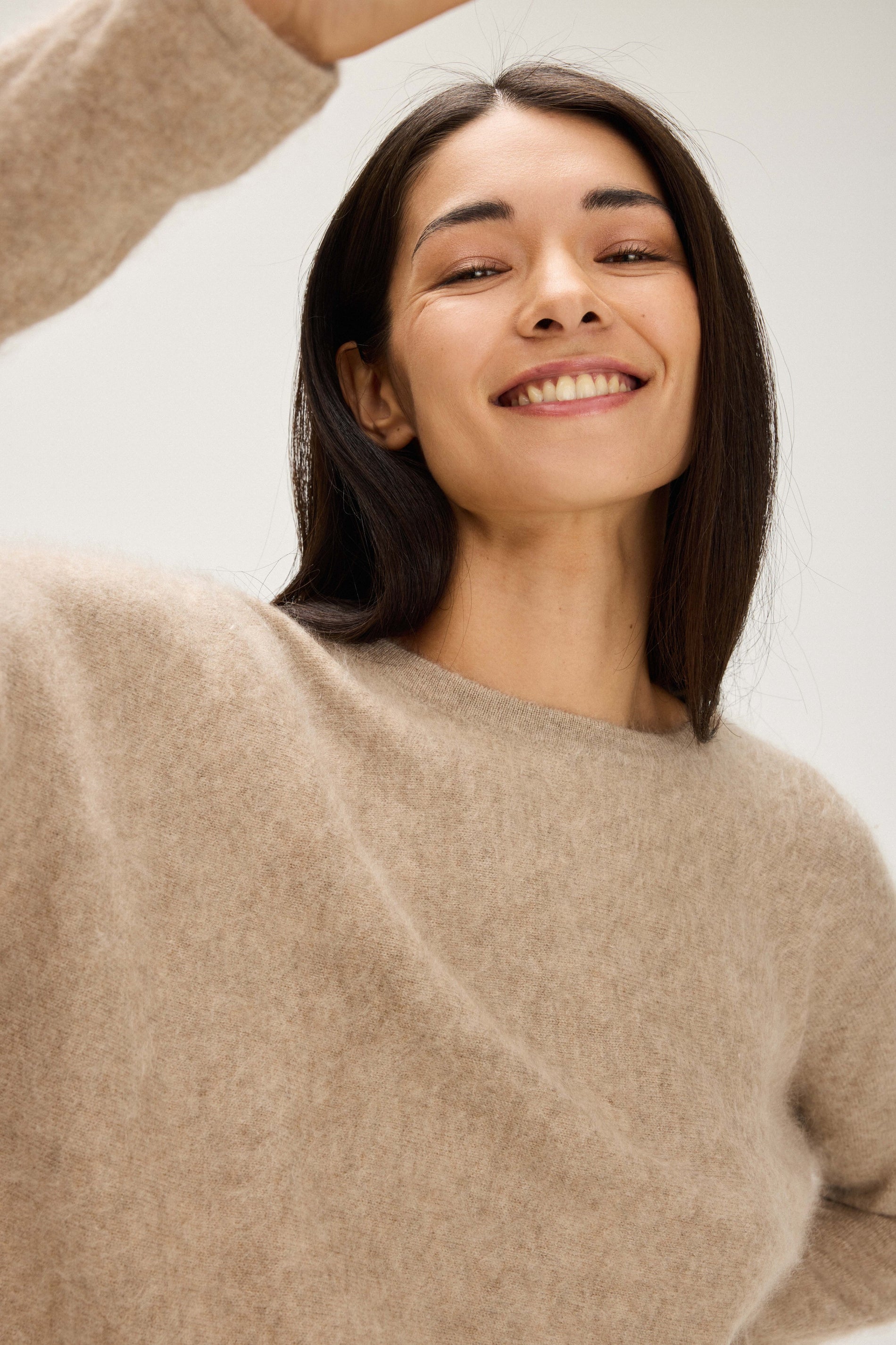 Davida Brushed Curved Sweater Sweaters Mink