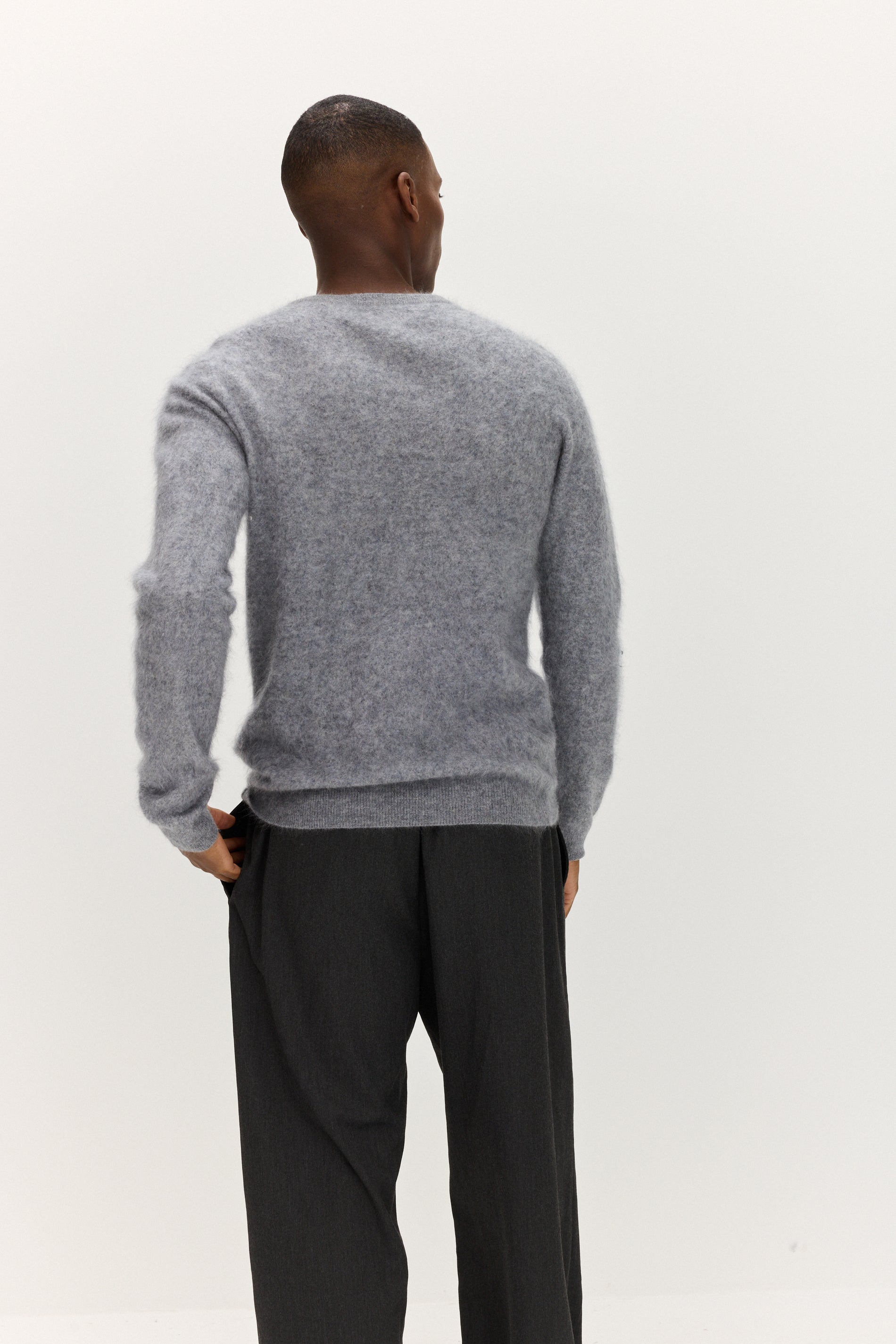 Davida Brushed Man O-neck Sweater Sweaters Light Grey