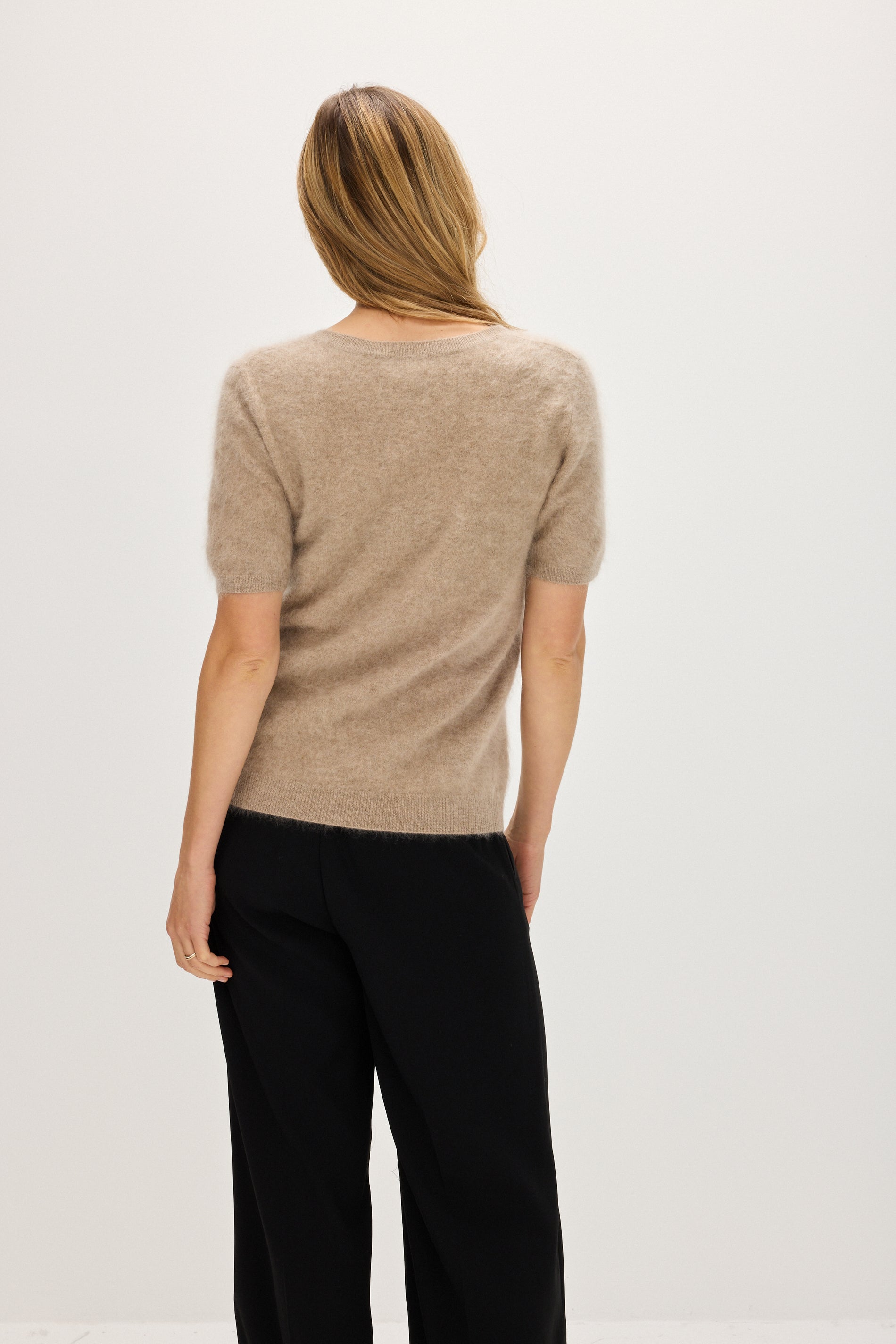 Davida Brushed Oversized T-Shirt Sweaters Mink