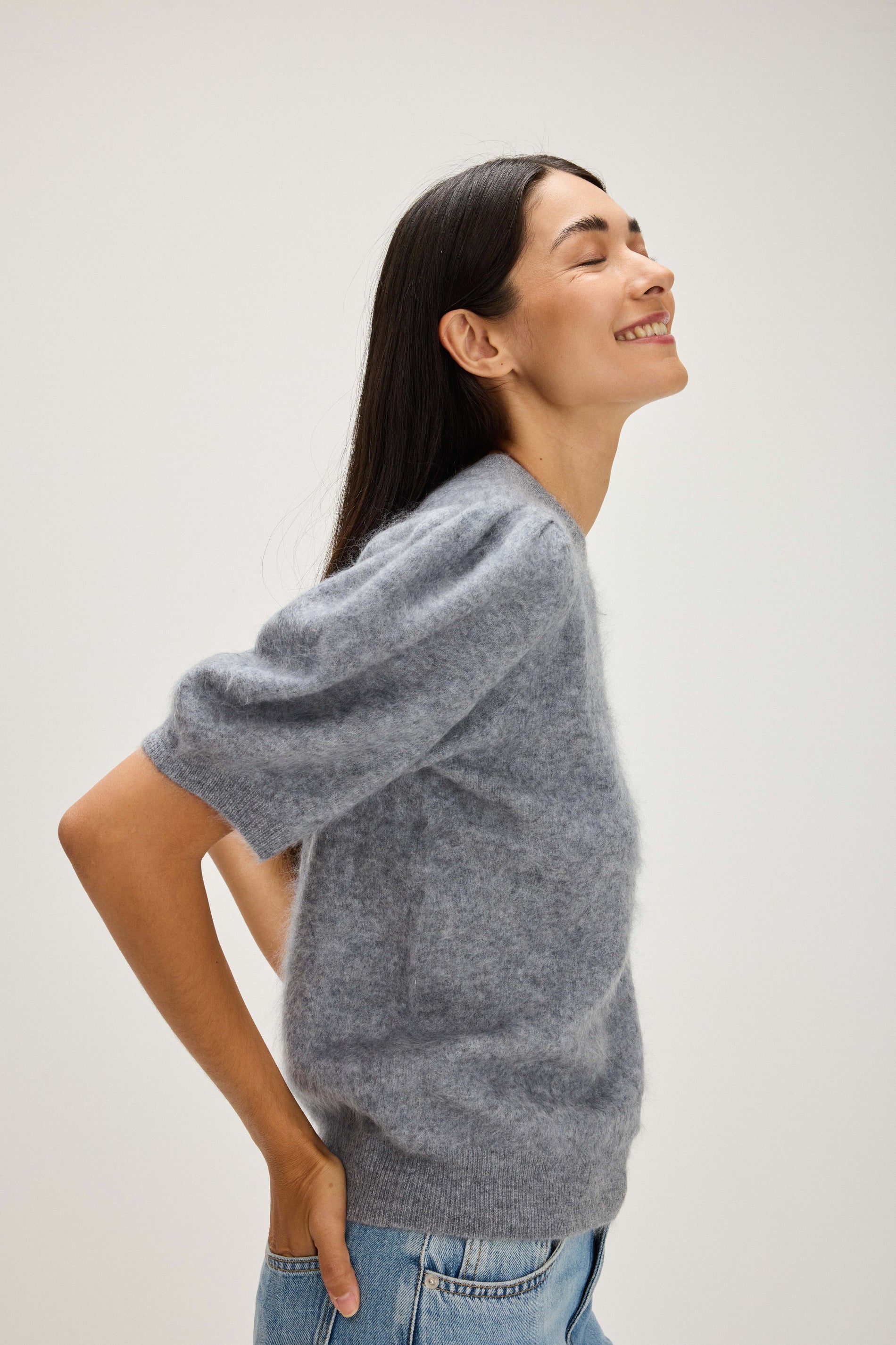 Davida Brushed Puff Sleeve T-shirt Sweaters Light Grey