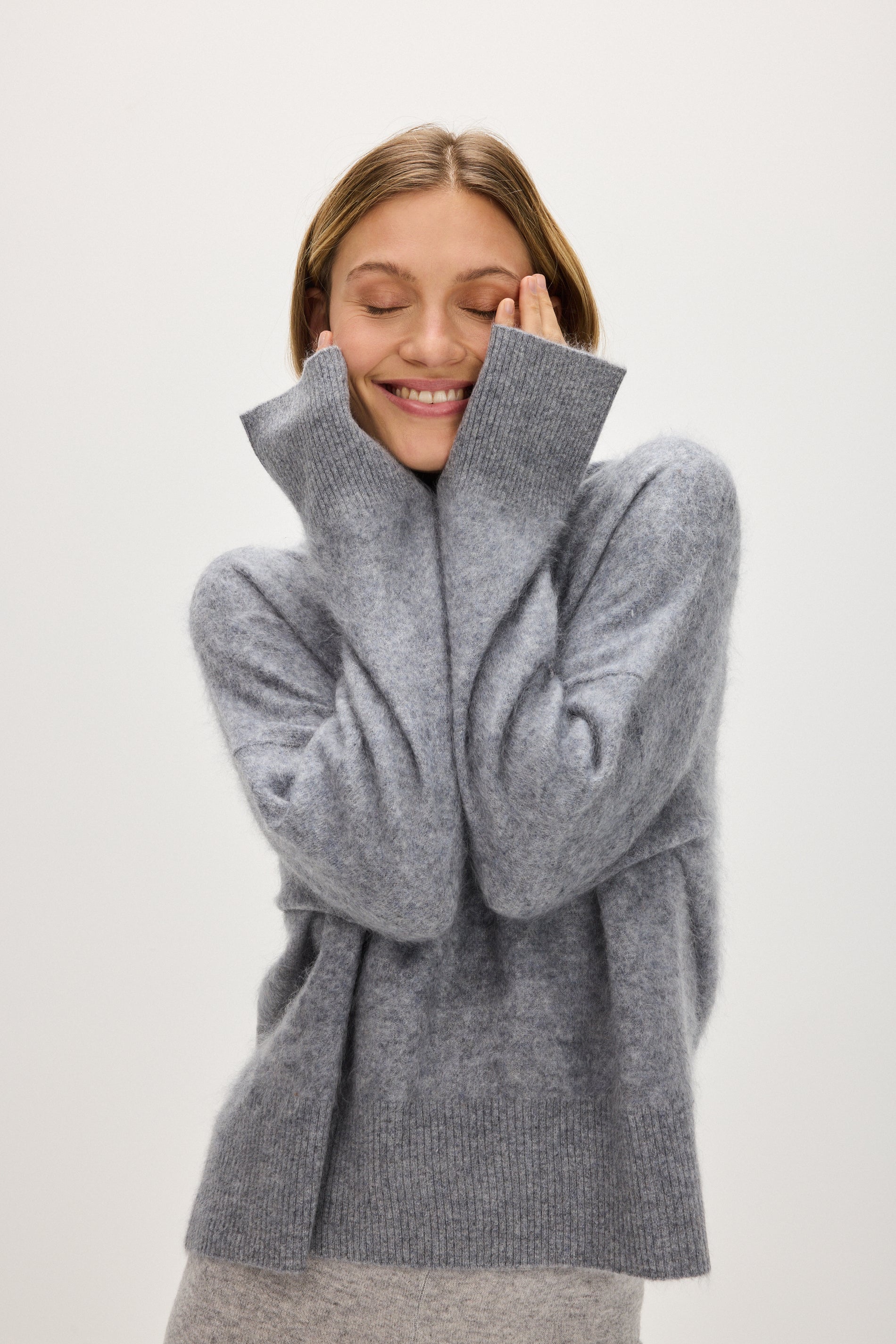 Davida Brushed Roll Neck Sweater Sweaters Light Grey