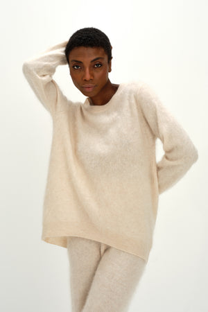 Brushed Straight O-neck Sweater - Light Beige