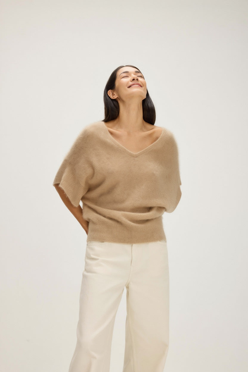 Davida Brushed V-neck Oversized short Sleeve Sweaters Mink