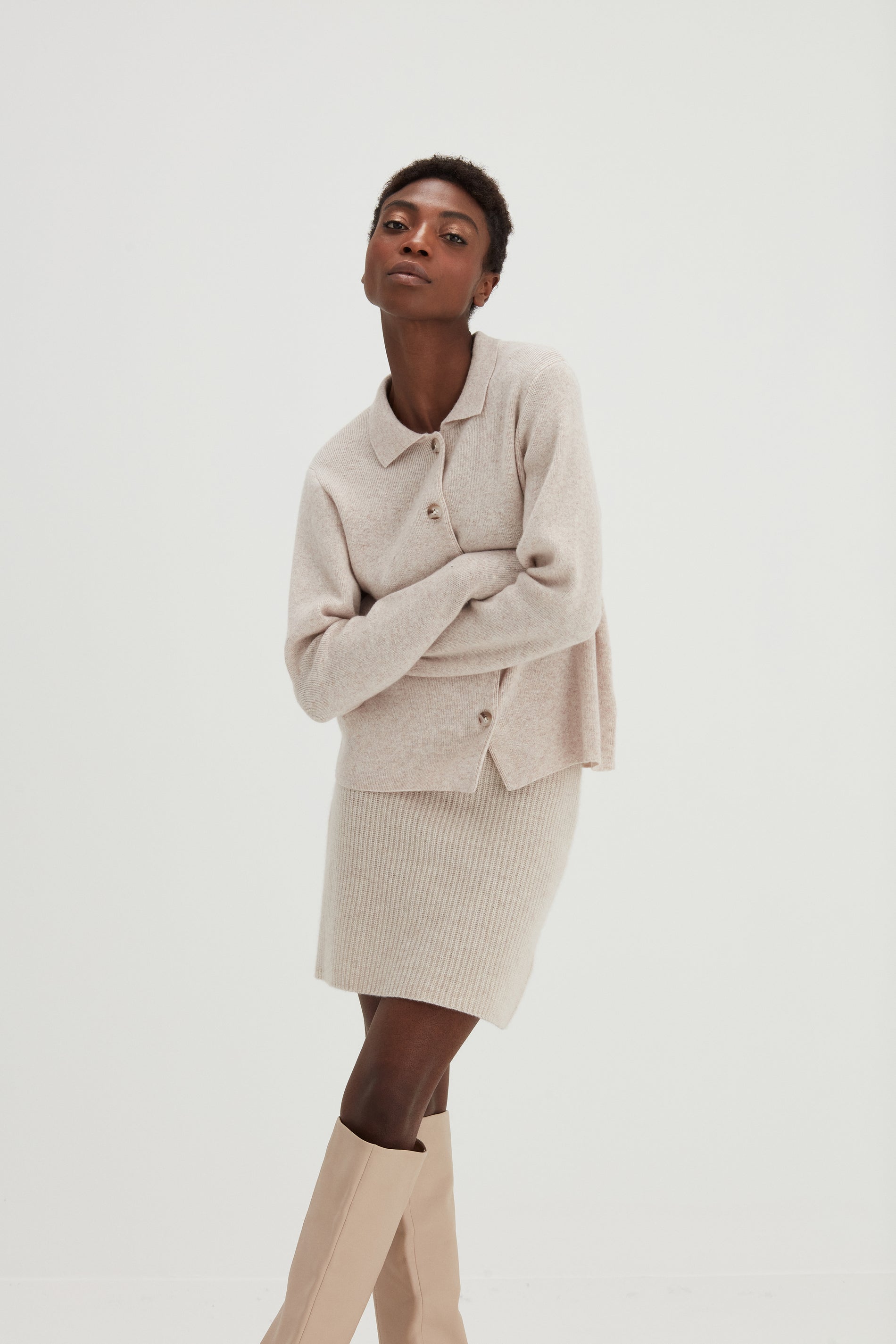 Davida Buttoned Collar Cardigan Cardigans Light Beige