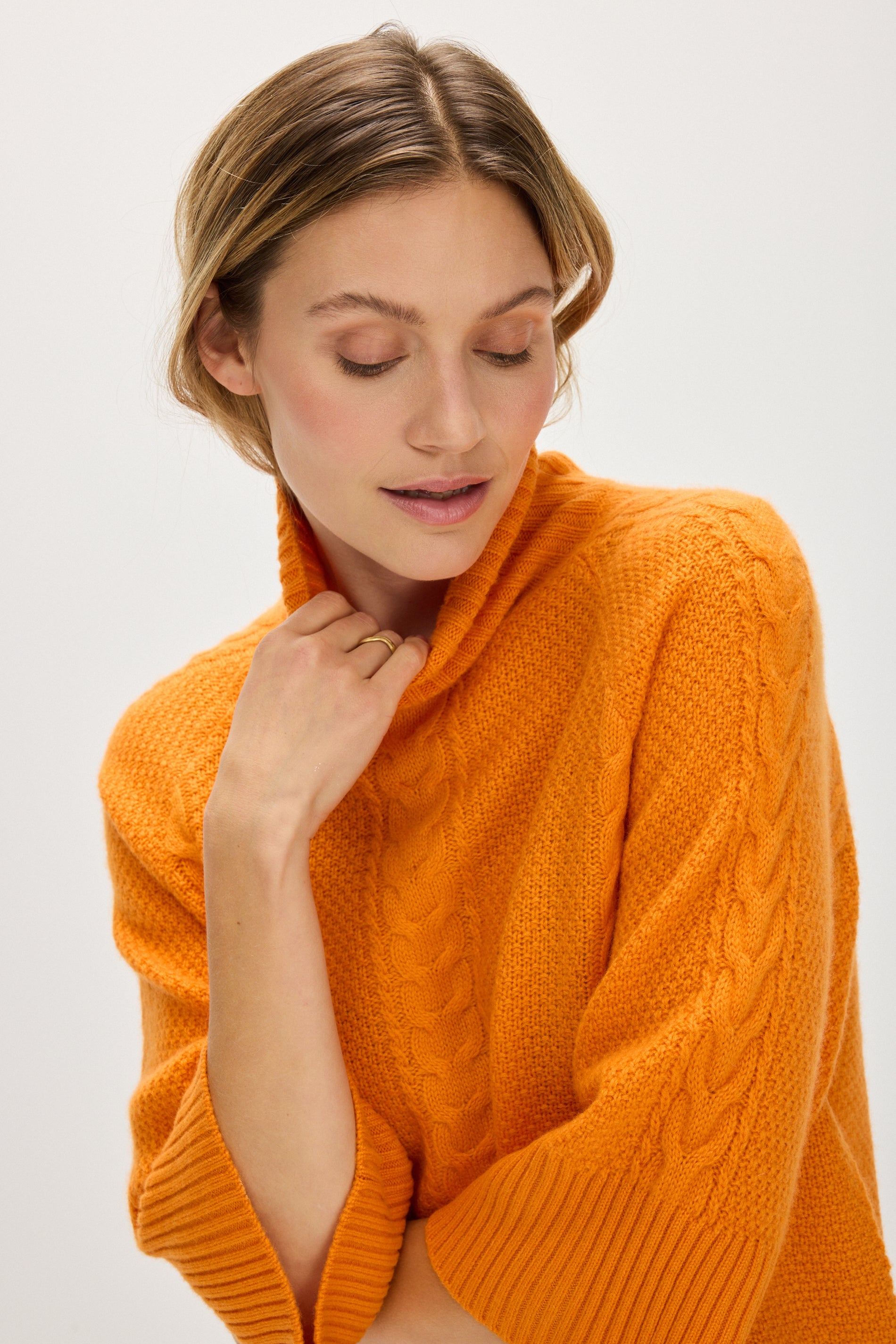 Davida Cable Wide Sleeve Turtleneck Sweaters Intense Orange