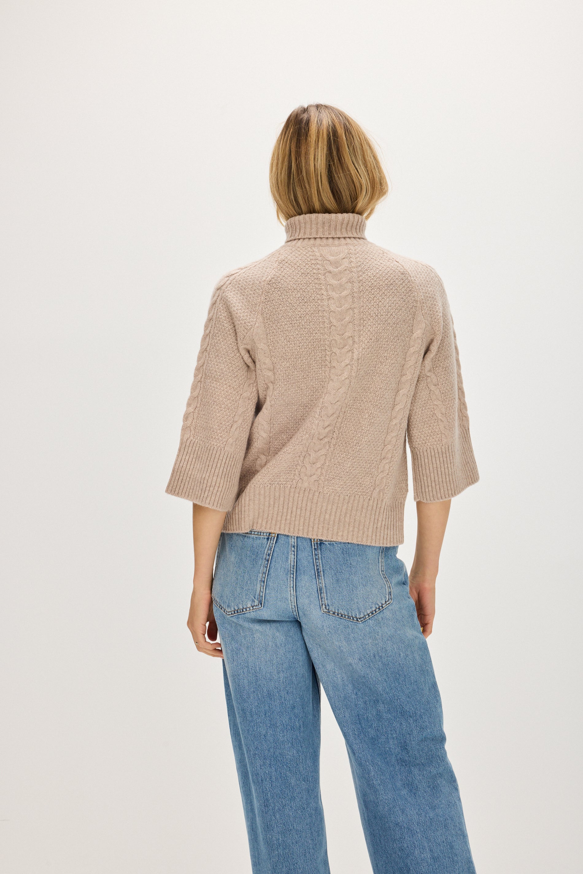 Davida Cable Wide Sleeve Turtleneck Sweaters Sand