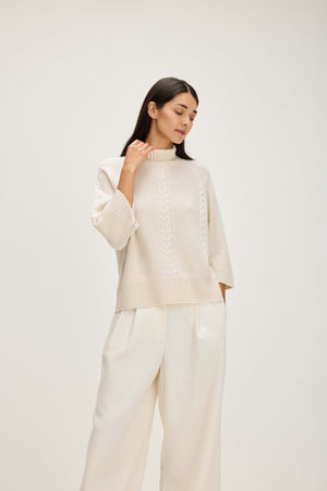 Cable Wide Sleeve Turtleneck - White