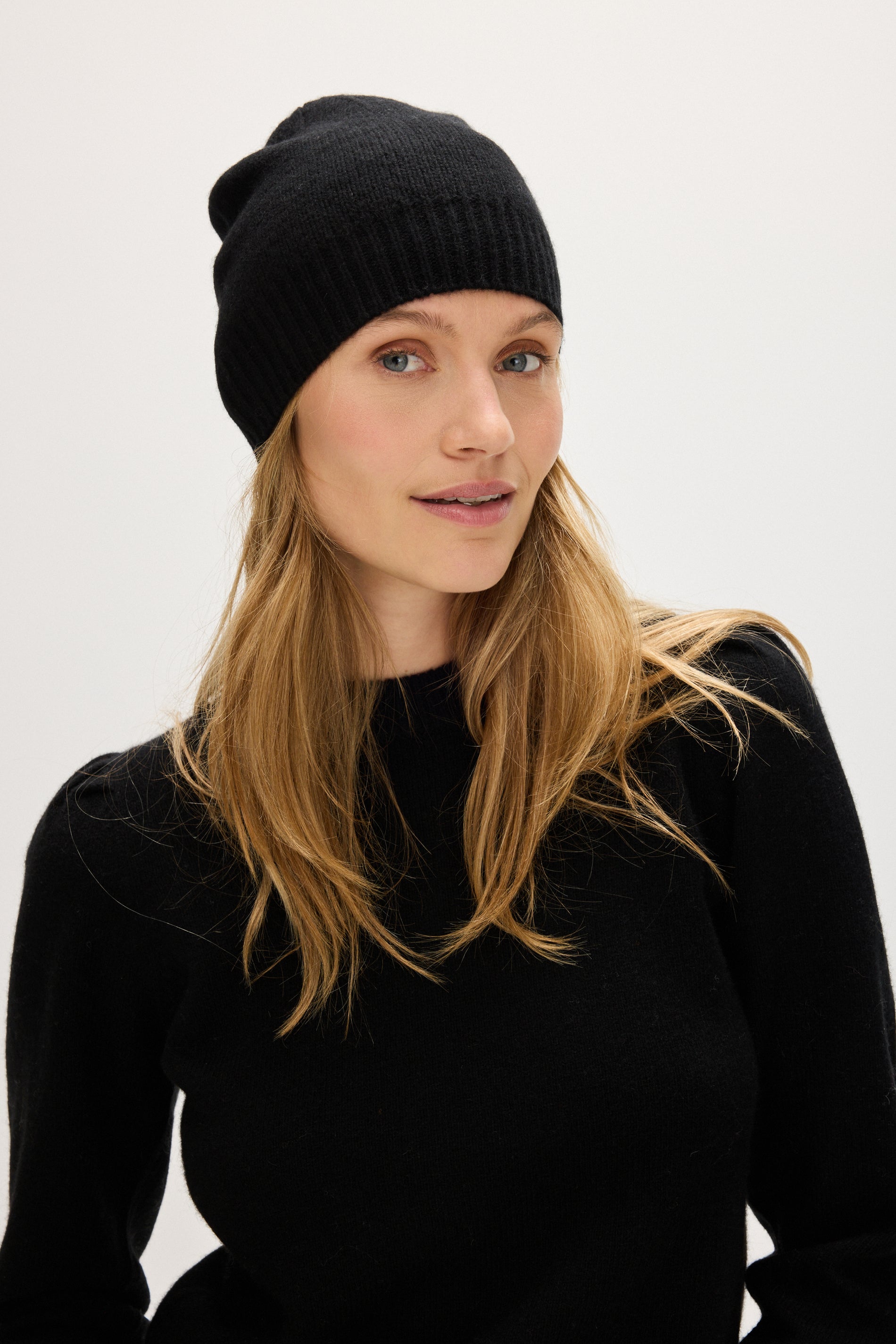 Davida Cap Accessories Black