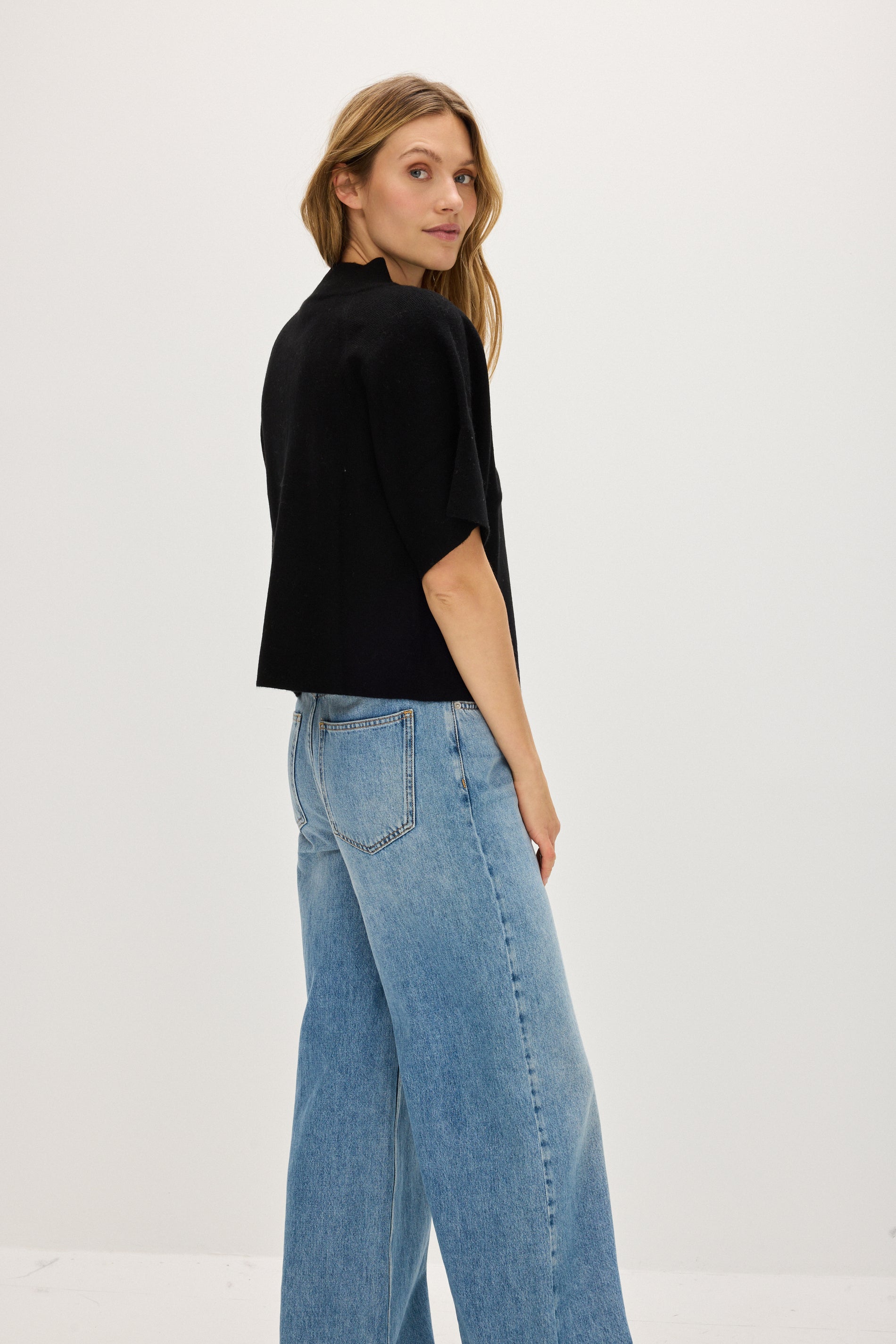 Davida Cardigan Raglan Short Sleeve Cardigans Black