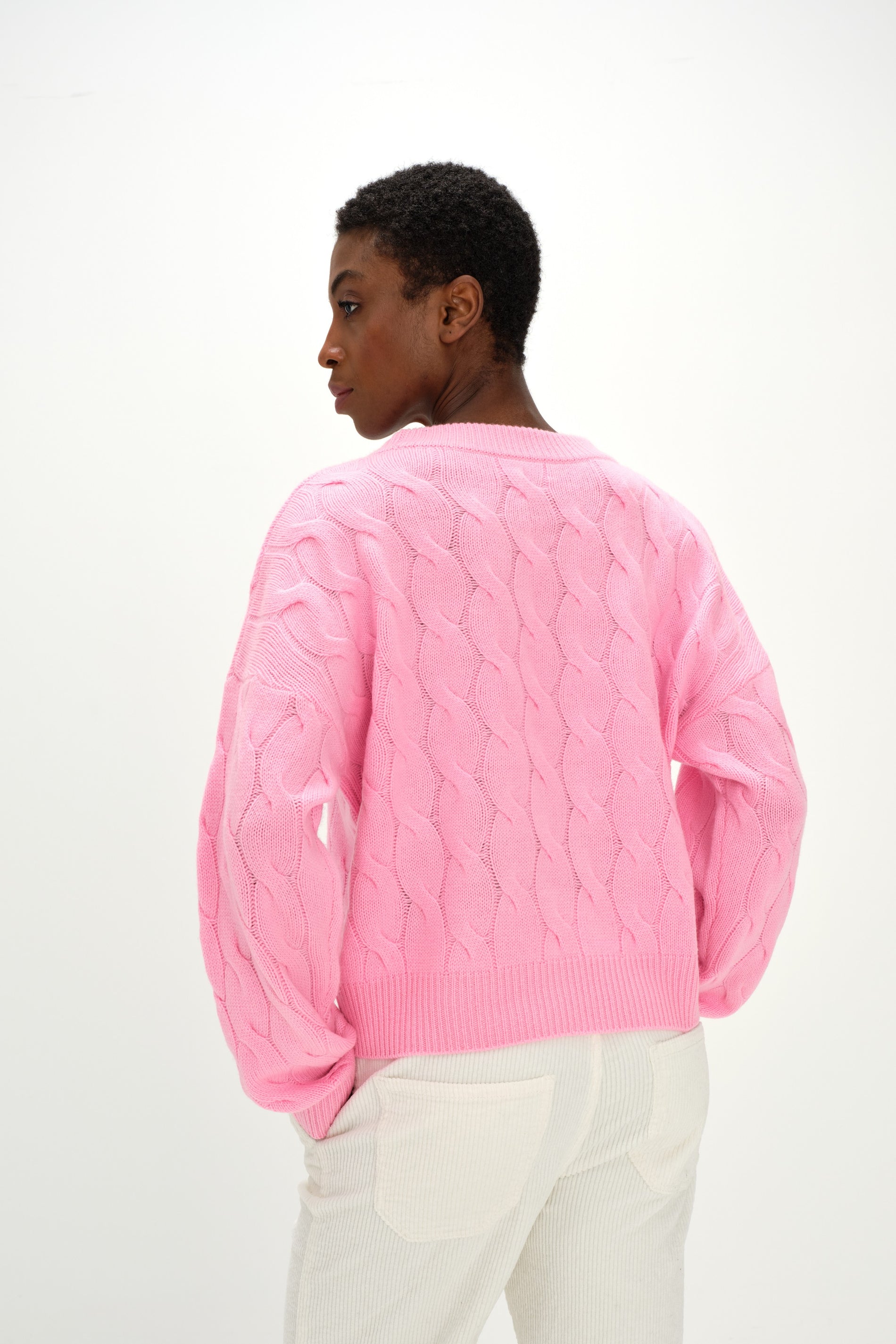 Davida Chunky O-neck Cable Sweaters Strong Pink