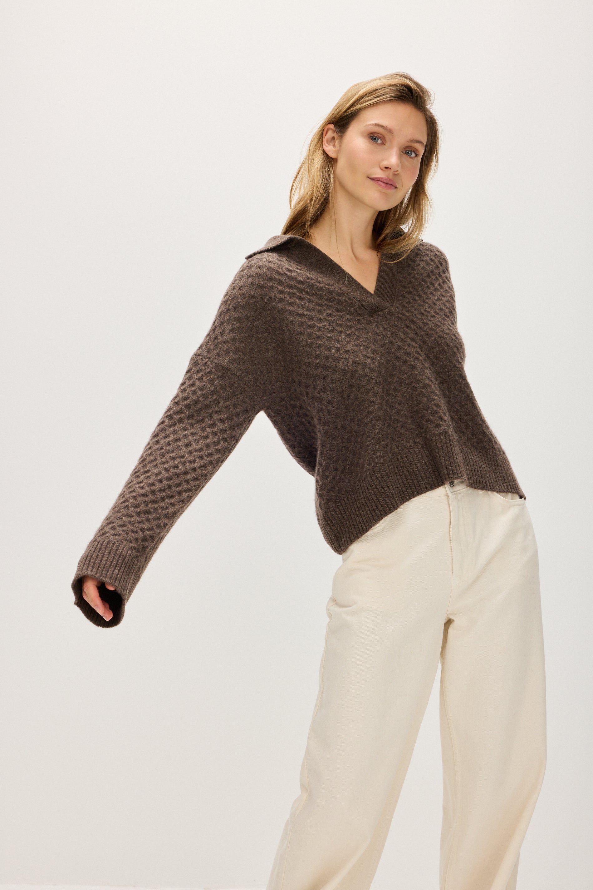 Davida Chunky Open Collar Diamond Knit Sweaters Cacao