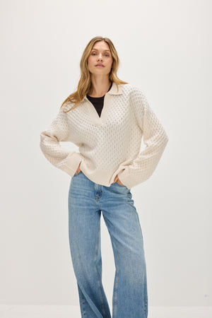 Chunky Open Collar Diamond Knit - White
