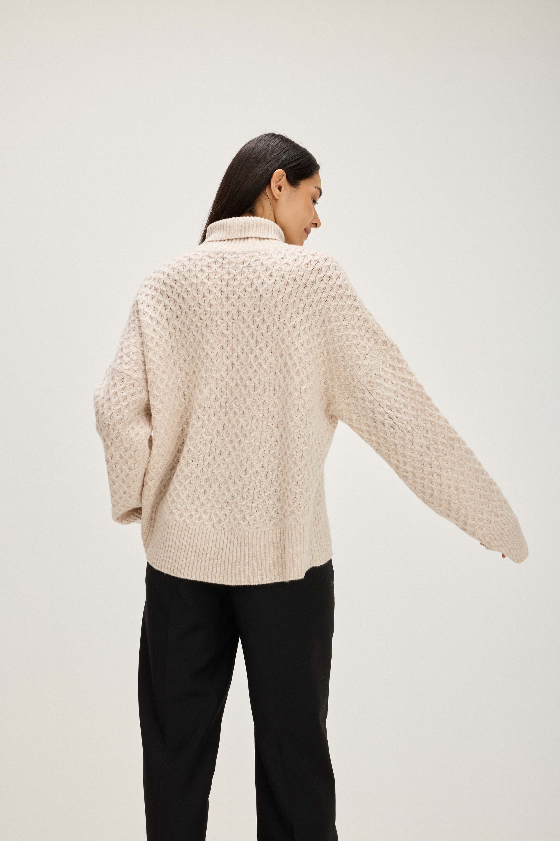 Davida Chunky Roll Neck Diamond Knit Sweaters White