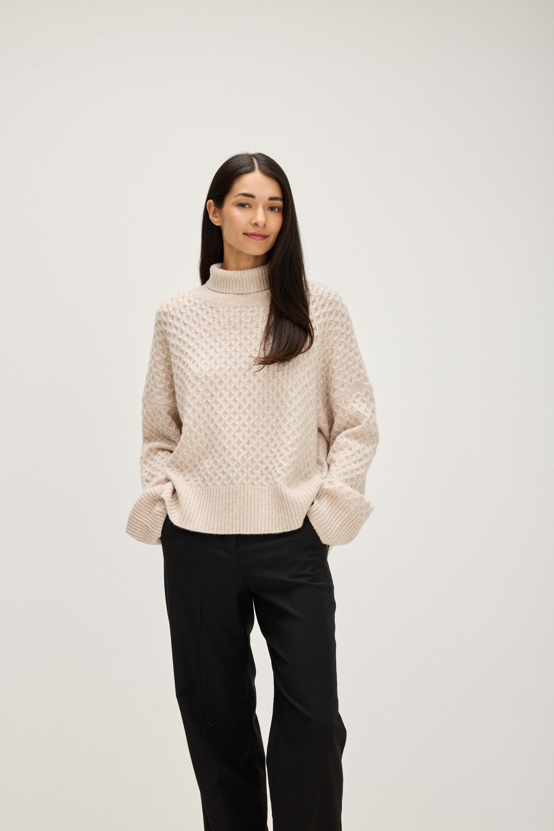 Davida Chunky Roll Neck Diamond Knit Sweaters White