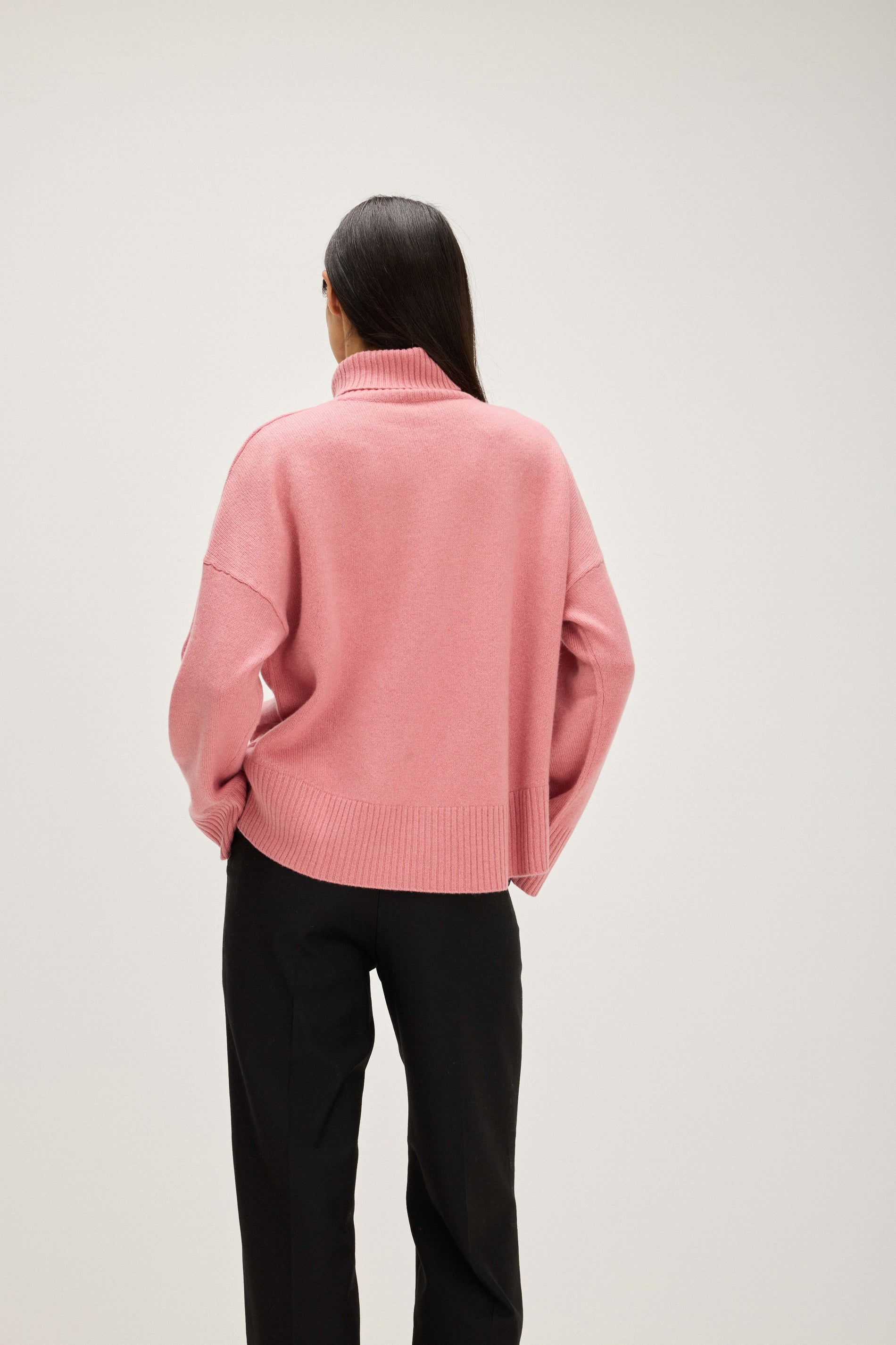 Davida Chunky Roll Neck Sweater Sweaters Dusty Pink