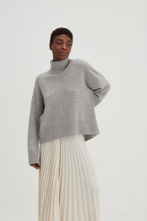 Chunky Roll Neck Sweater - Light Grey