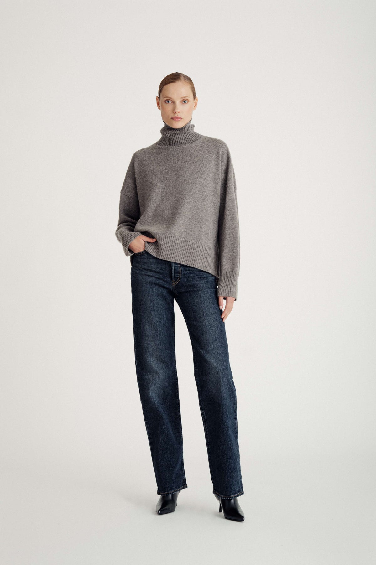 Davida Chunky Roll Neck Sweater Sweaters Taupe