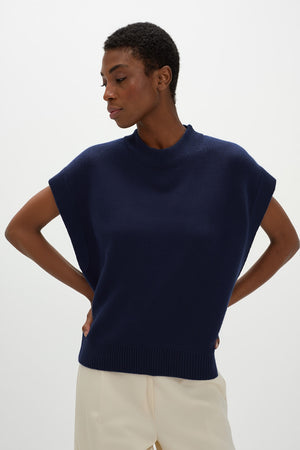 Chunky Vest Turtleneck - Navy