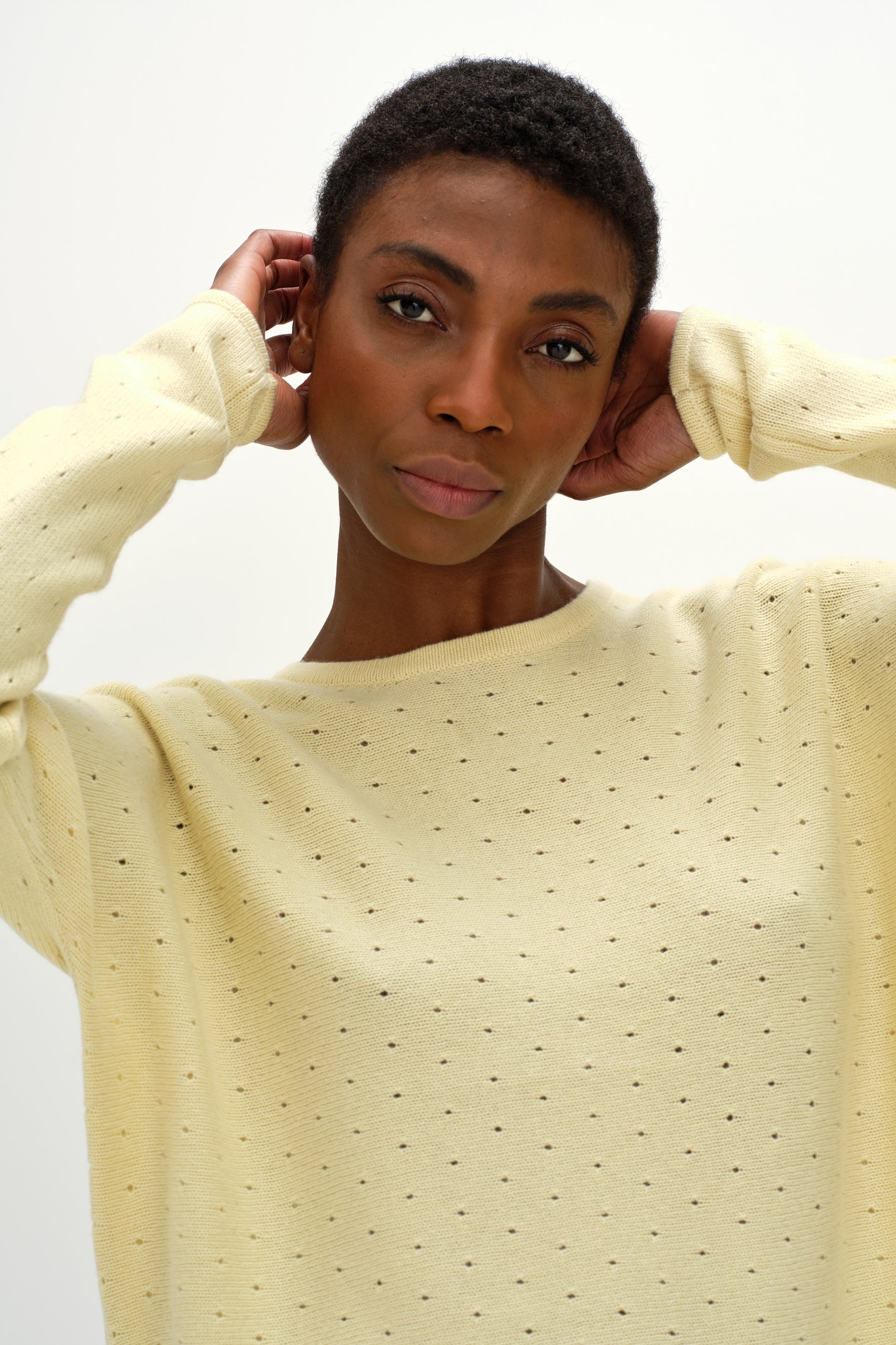 Davida Curved Dotted Sweater Sweaters Citrus