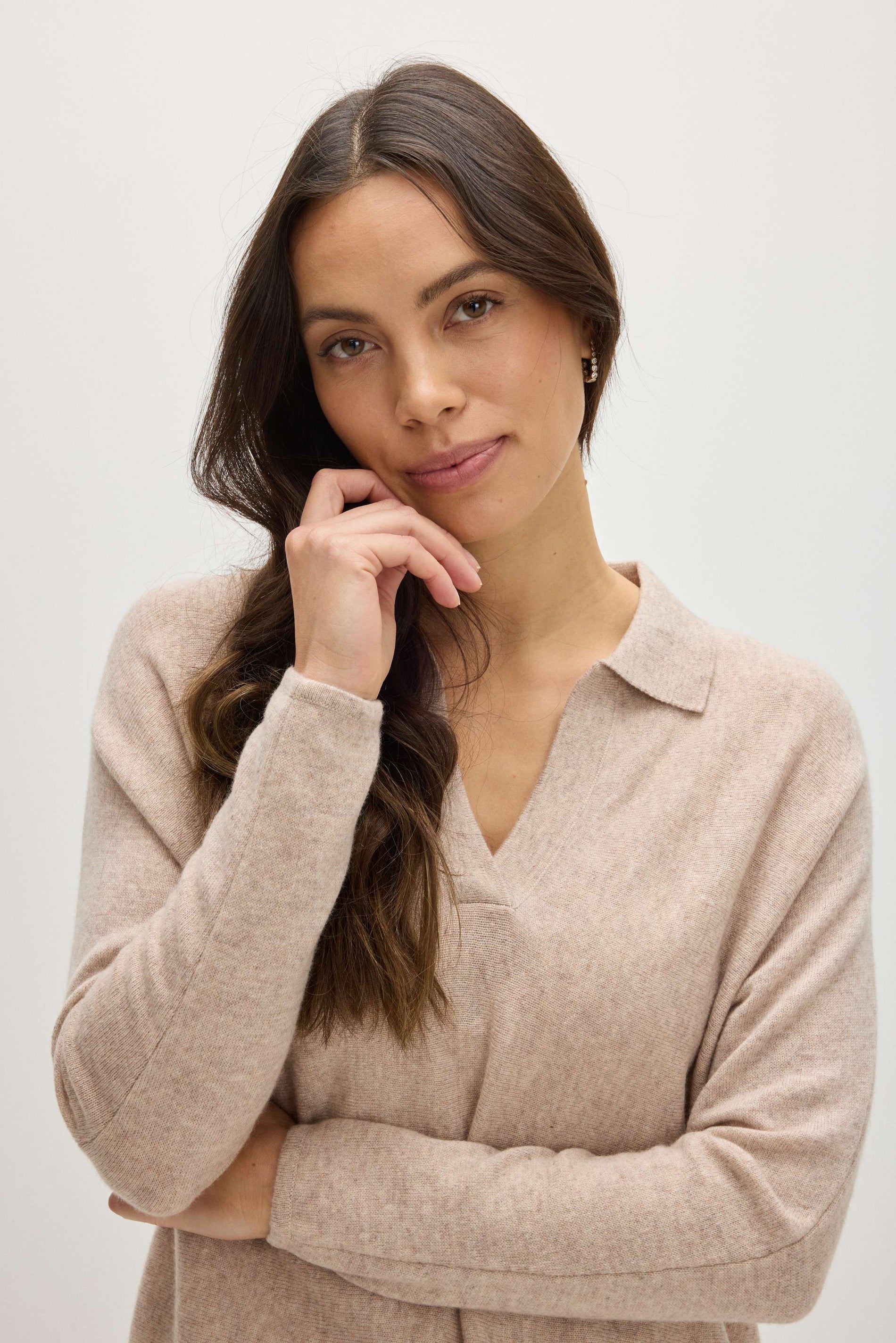 Davida Curved Open Collar Sweaters Sand