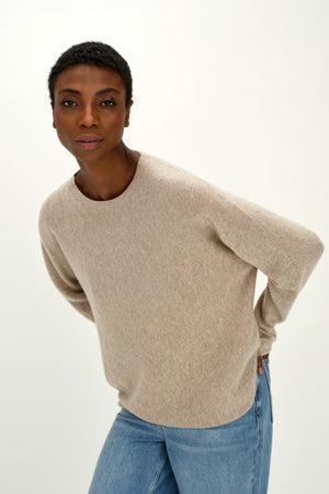Curved Sweater - Sand