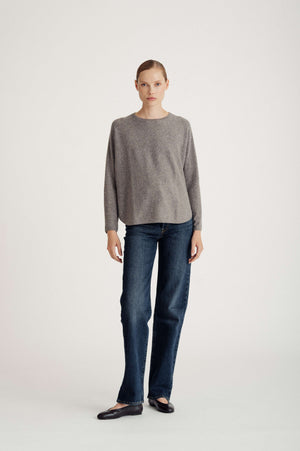 Curved Sweater - Taupe