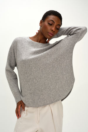 Curved Sweater Long - Light Grey
