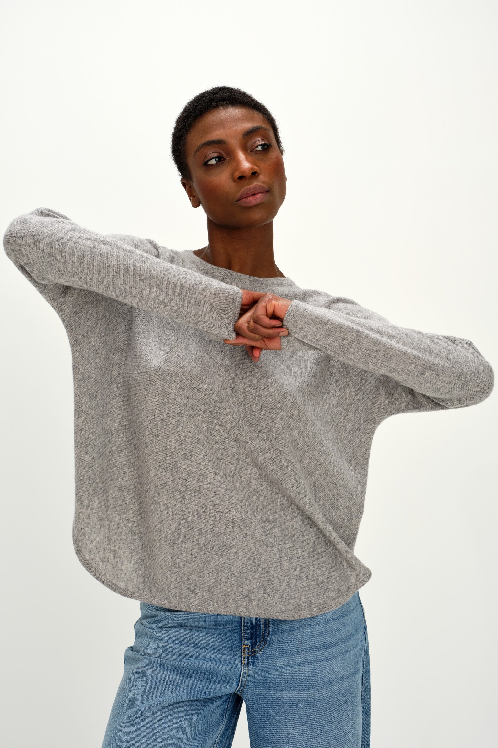 Davida Curved Sweater Sweaters Light Grey