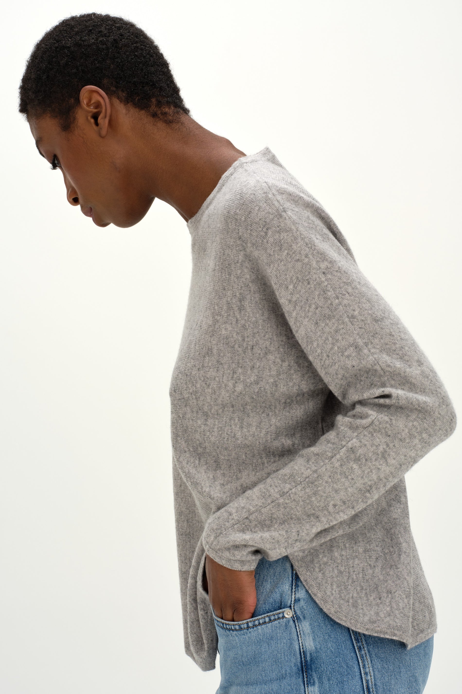 Davida Curved Sweater Sweaters Light Grey