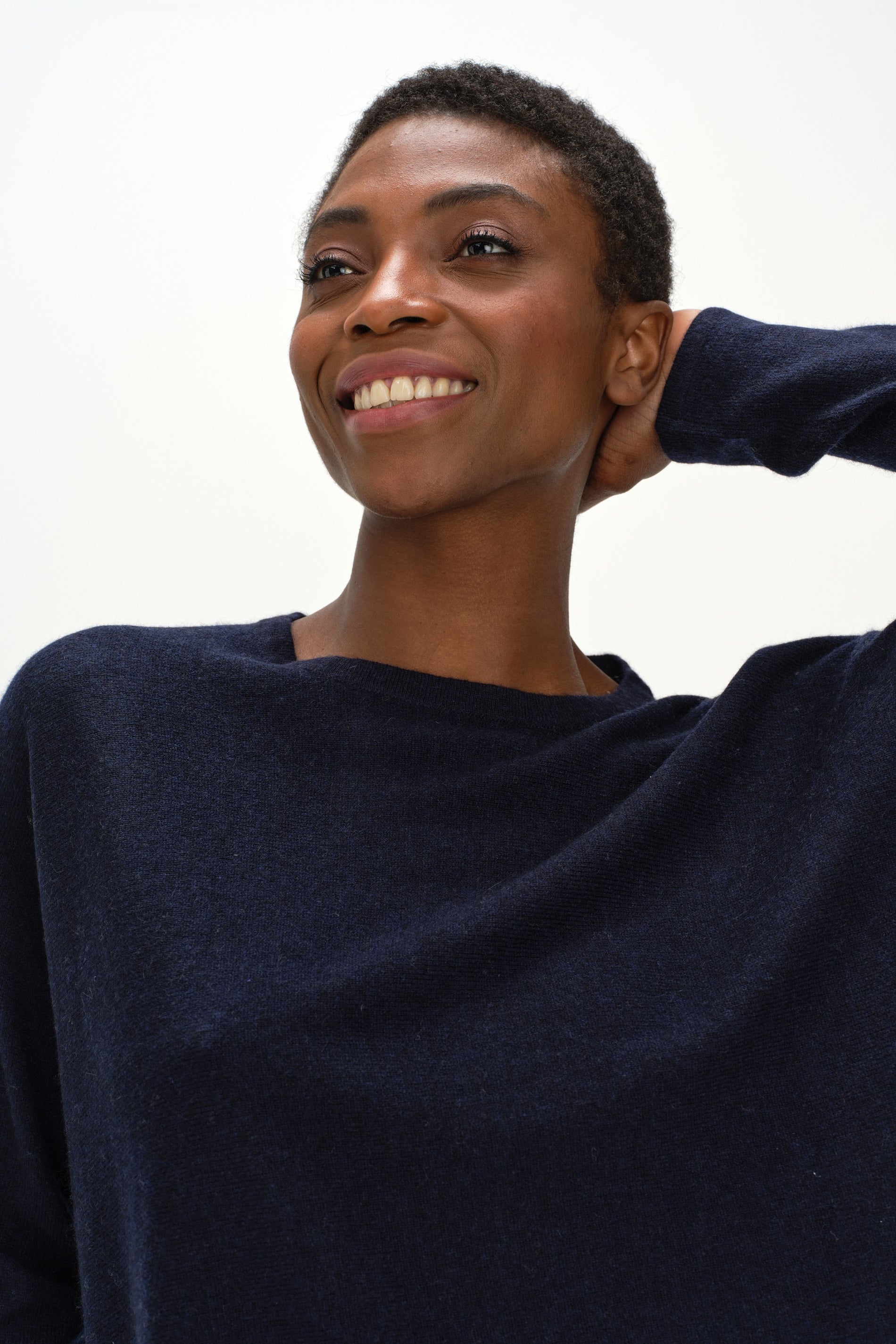 Davida Curved Sweater Sweaters Navy