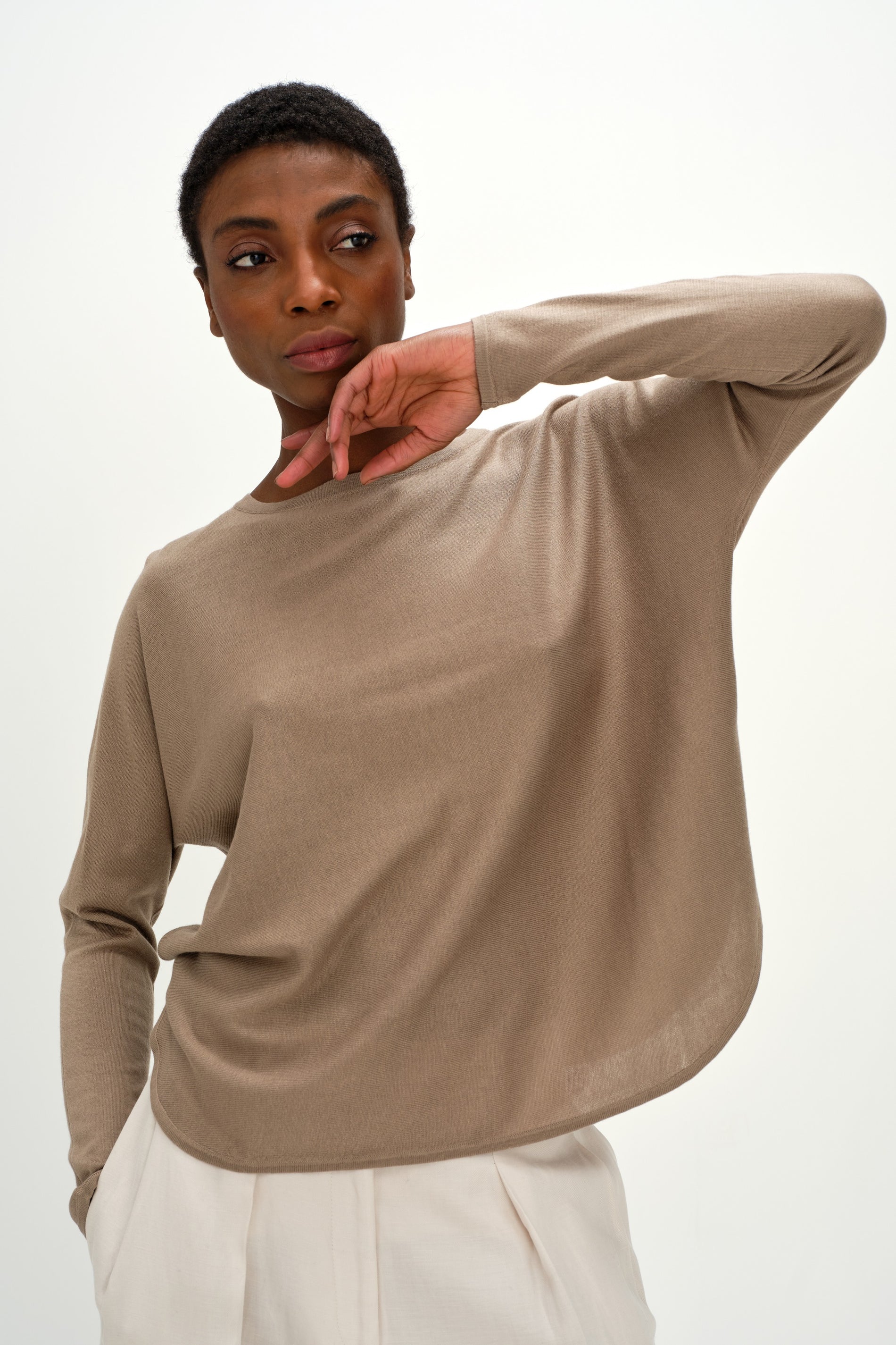 Davida Fine Knit Curved Sweater Sweaters Mink
