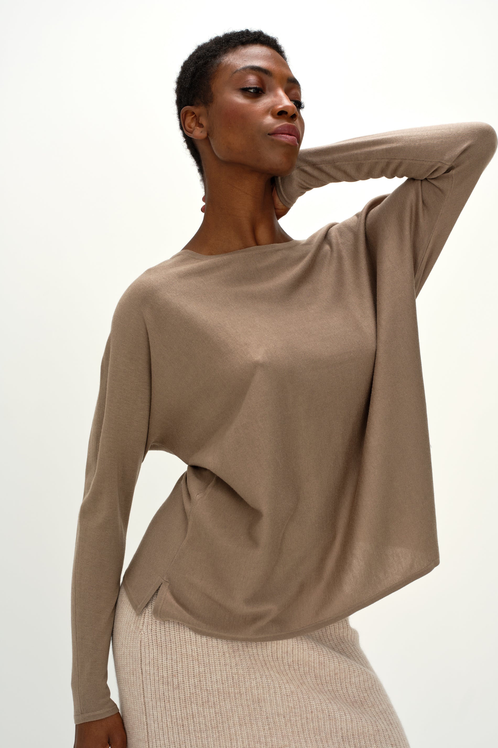 Davida Fine Knit Lady Big Slit Sweater Sweaters Mink