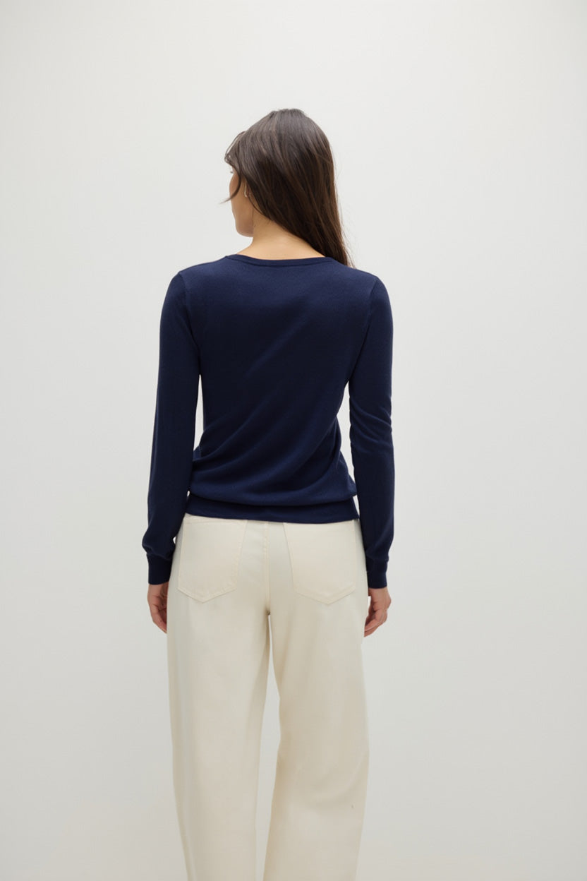 Davida Fine Knit O-neck Sweater Sweaters Navy
