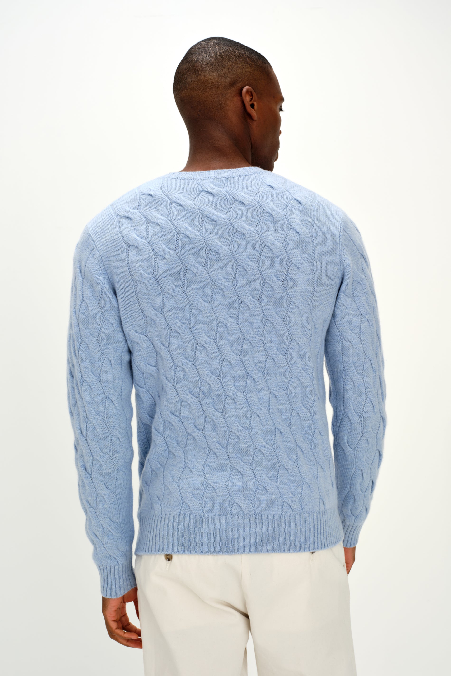 Davida Man Chunky O-neck Cable Sweaters Blue Fog