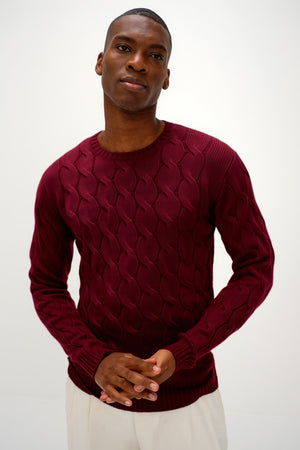 Man Chunky O-neck Cable - Mulberry Red